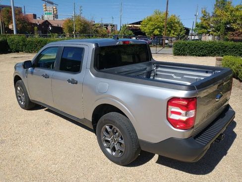 Used 2023 Ford Maverick XLT image 13