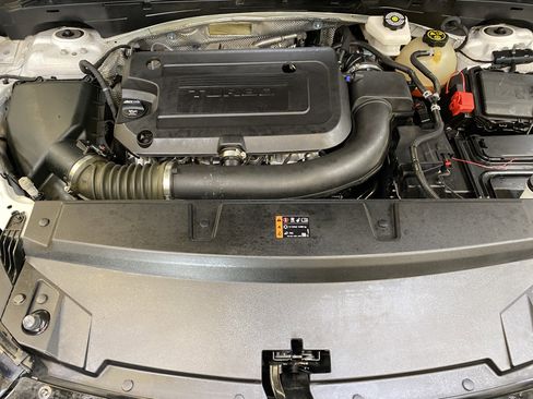 Used 2023 Buick Envision Essence image 10