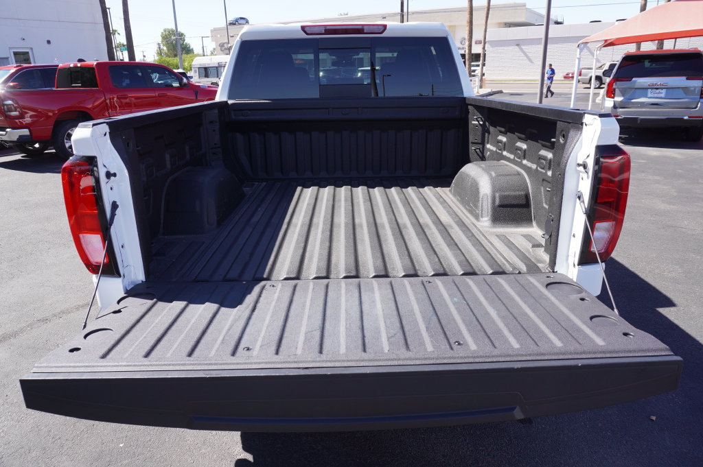 Certified 2026 GMC Sierra 1500 SLE w/ Preferred Package RWD image 13