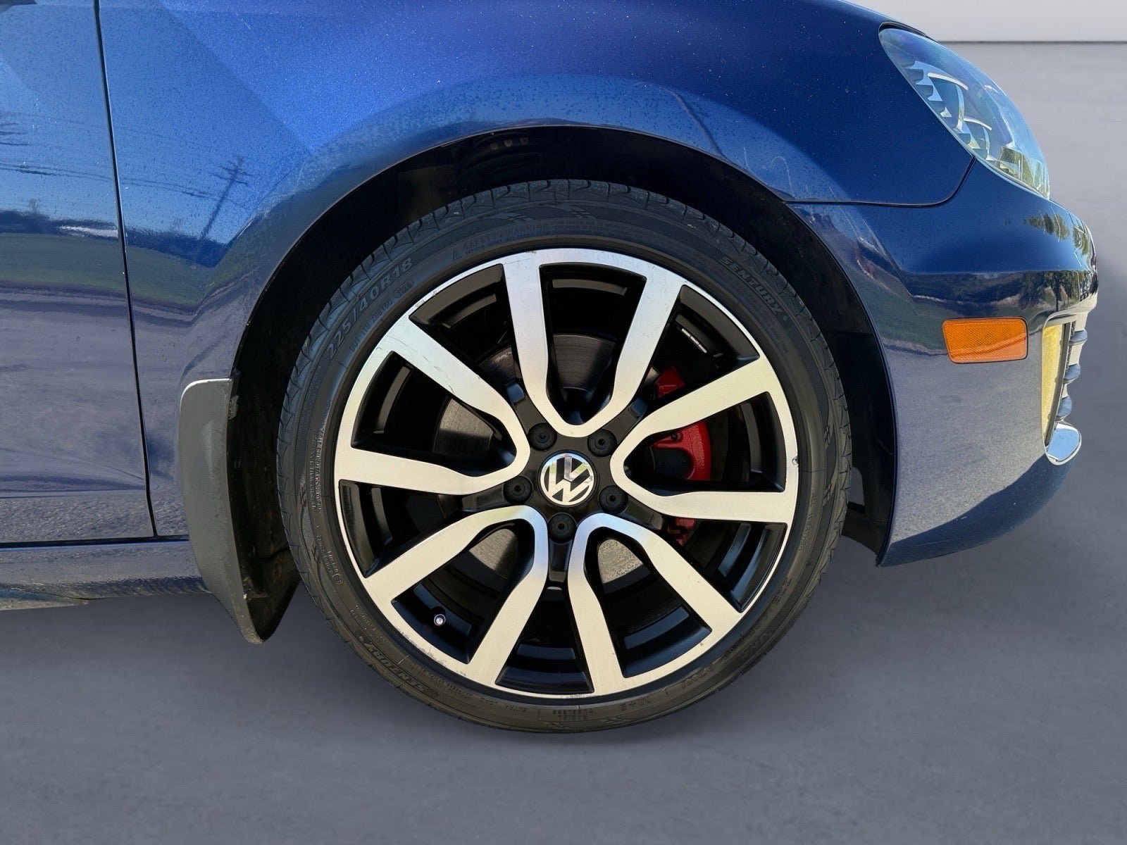 Used 2012 Volkswagen GTI Autobahn FWD image 9