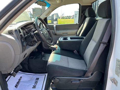 Used 2008 Chevrolet Silverado 3500 W/T w/ Snow Plow Prep Package AWD/4WD image 10