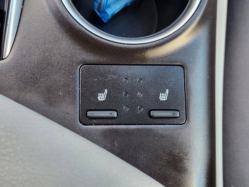 Used 2023 Toyota Camry LE image 22