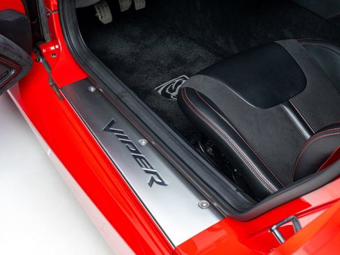 Used 2017 Dodge Viper GTC w/ ACR Package RWD image 34