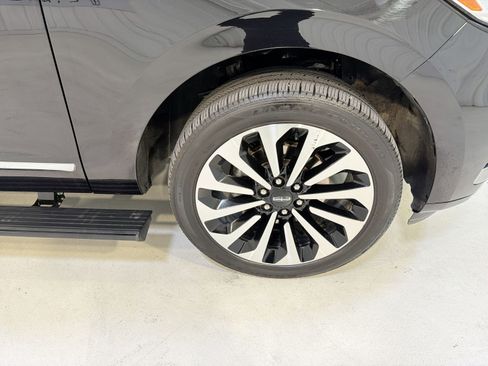 Used 2022 Lincoln Navigator Reserve image 31