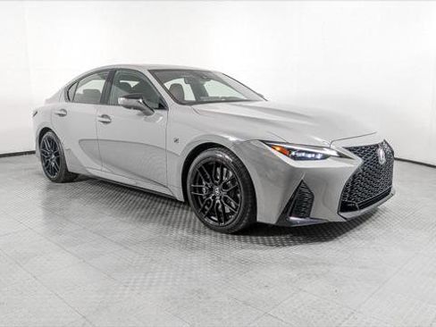 Used 2022 Lexus IS 500 image 11
