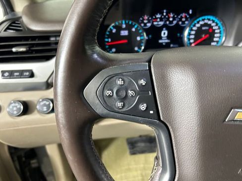 Used 2017 Chevrolet Suburban Premier image 16