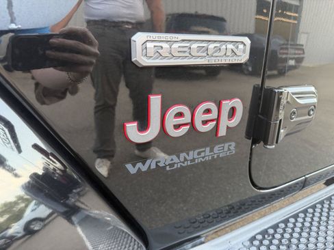 Used 2020 Jeep Wrangler Unlimited Rubicon w/ Quick Order Package 28Y Recon AWD/4WD image 26