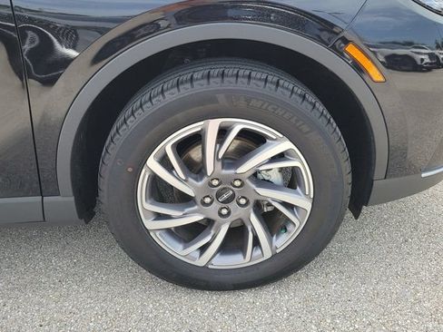 Certified 2025 Lincoln Corsair FWD image 12
