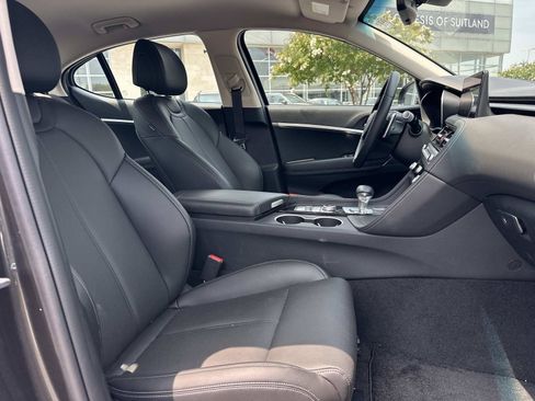 Used 2026 Genesis G70 2.5T RWD image 37