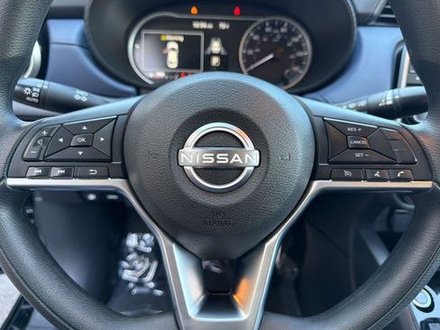 Used 2024 Nissan Versa SV FWD image 15