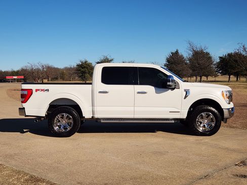 Used 2023 Ford F150 Lariat w/ Trailer Tow Package image 7