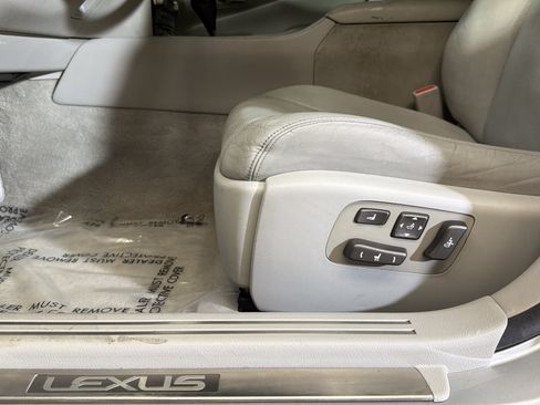 Used 2012 Lexus LS 460 w/ Luxury Value Edition RWD image 20