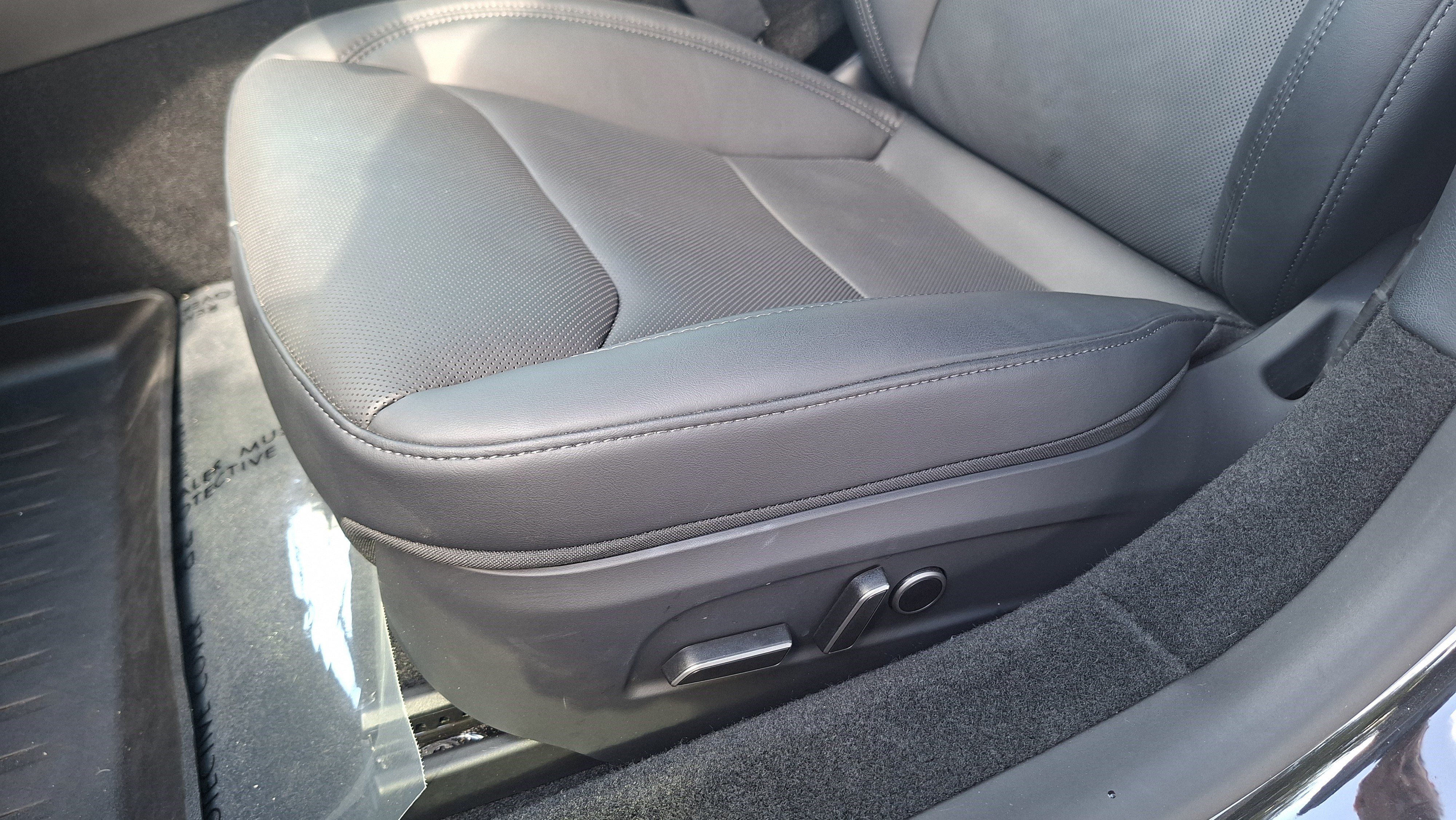 Used 2025 Tesla Model 3 Long Range RWD image 18