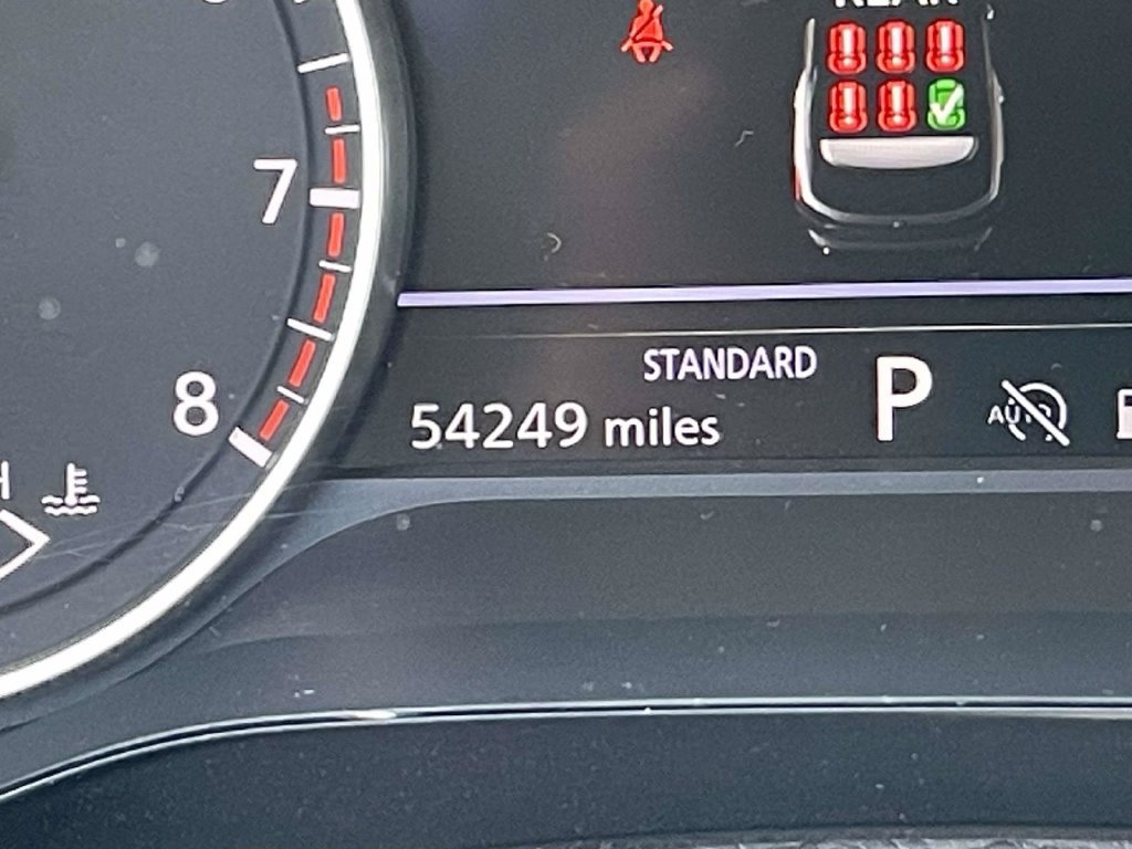 Used 2025 Nissan Pathfinder SV FWD image 22