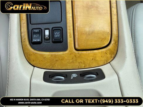 Used 2003 Lexus SC 430 Convertible image 28