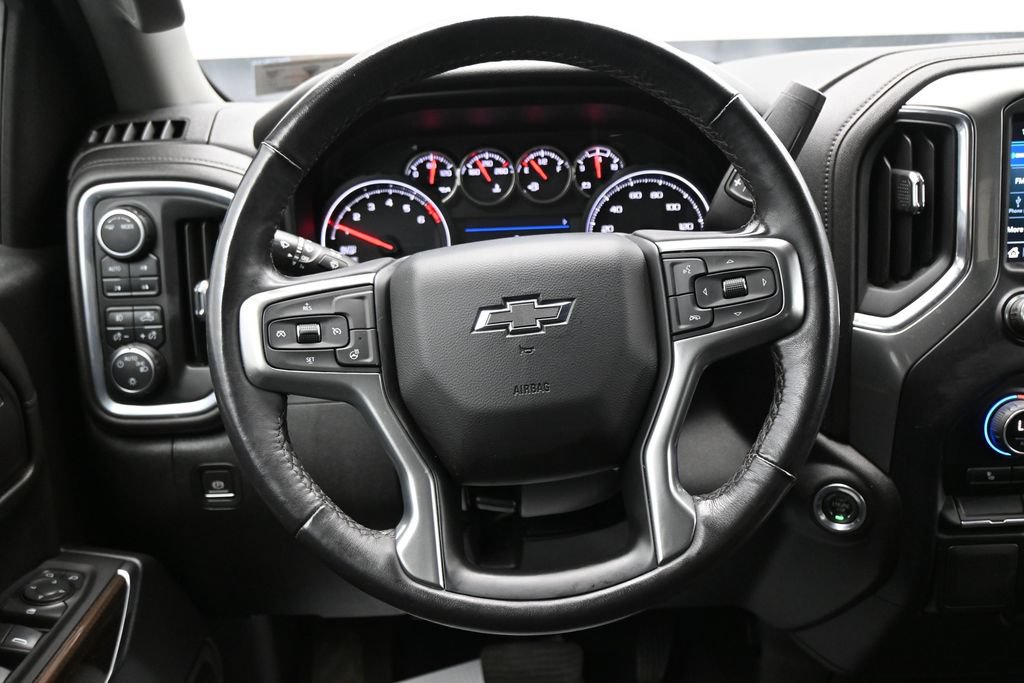 Used 2022 Chevrolet Silverado 1500 RST w/ LPO, Blackout Package AWD/4WD image 15