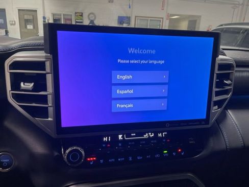 Used 2024 Toyota Sequoia Platinum image 16