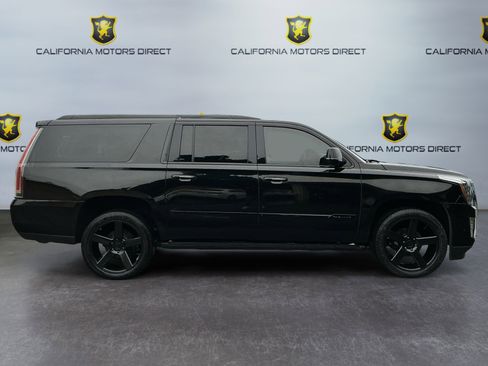 Used 2017 Cadillac Escalade ESV Platinum image 4