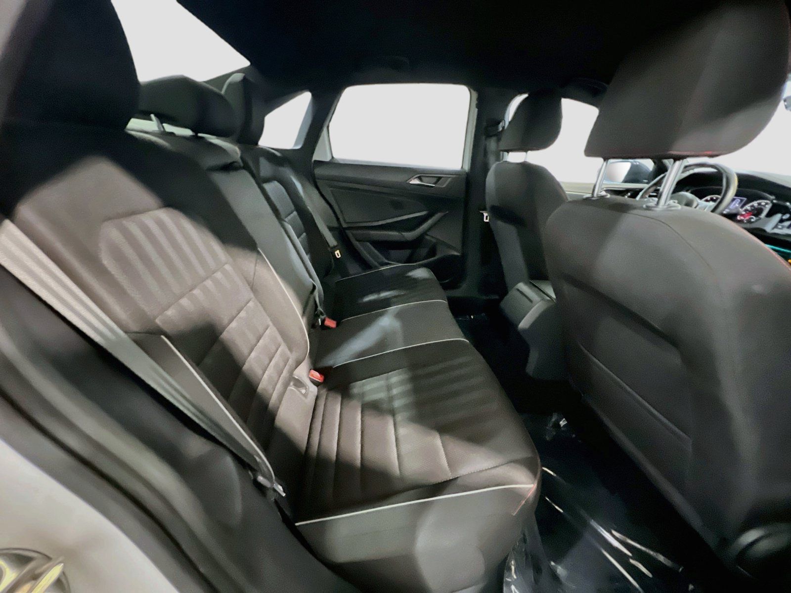 Used 2019 Volkswagen Jetta GLI FWD image 18