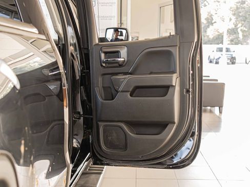 Used 2015 GMC Sierra 1500 SLE image 40