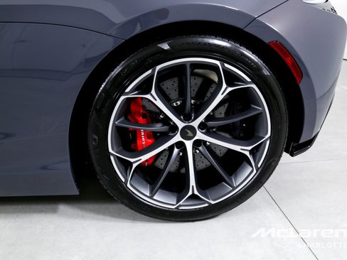 Used 2025 McLaren Artura Spider image 29