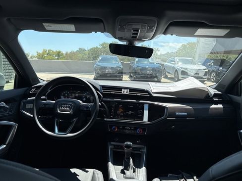 New 2025 Audi Q3 2.0T Premium image 18