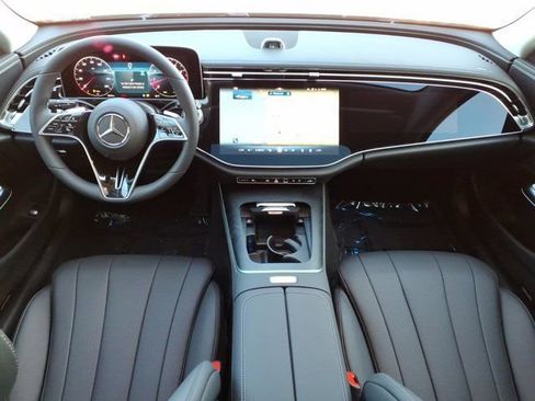 New 2026 Mercedes-Benz E 350 Sedan image 4