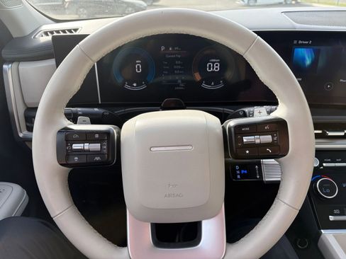 Used 2025 Hyundai Santa Fe SEL image 29