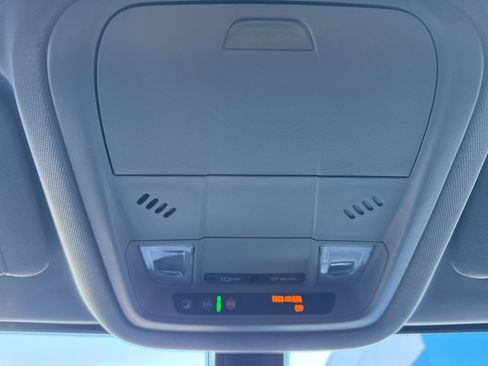 Used 2018 GMC Acadia SLE w/ LPO, Floor Liner Package image 26