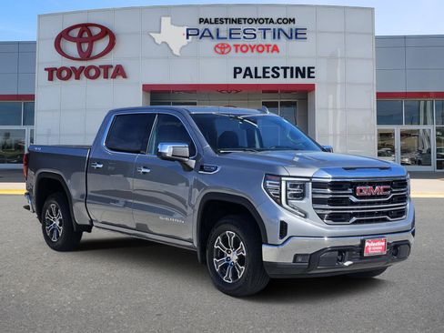 Used 2024 GMC Sierra 1500 SLT image 1