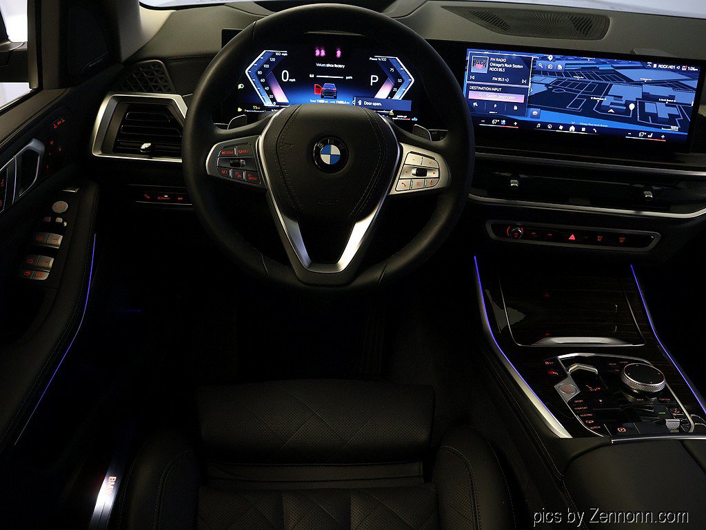 Certified 2025 BMW X7 xDrive40i AWD/4WD image 16