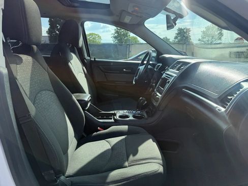 Used 2016 GMC Acadia SLE AWD/4WD image 18