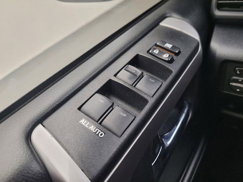 Used 2019 Toyota 4Runner SR5 image 27