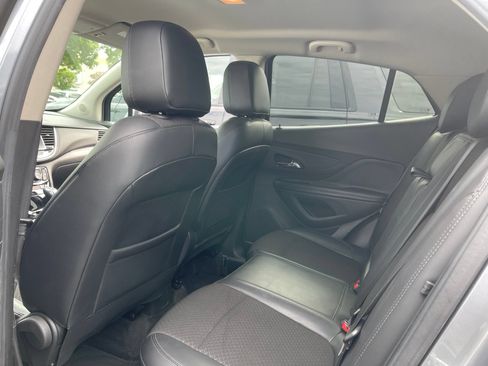 Used 2019 Buick Encore Preferred FWD image 4