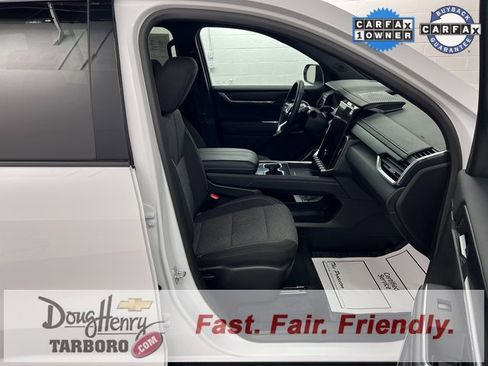 Used 2025 GMC Acadia Elevation image 43