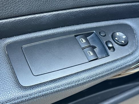 Used 2008 BMW 128i Coupe RWD image 12