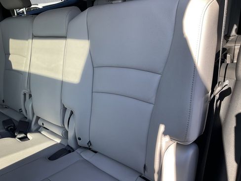 Used 2021 Honda Pilot EX-L image 29