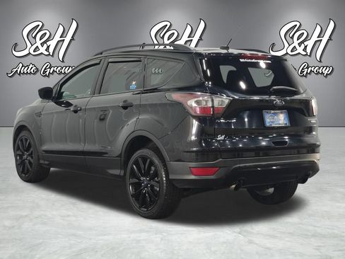 Used 2017 Ford Escape Titanium AWD/4WD image 18