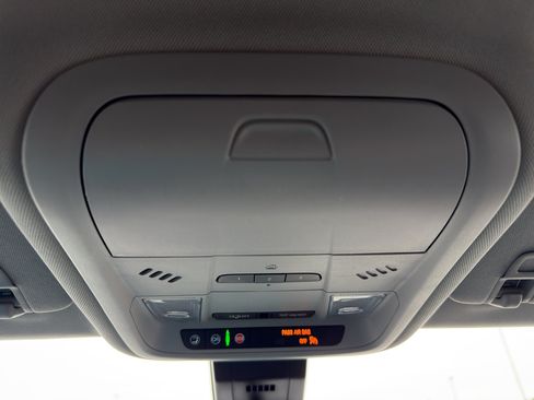 Certified 2021 Chevrolet Equinox LT AWD/4WD image 23