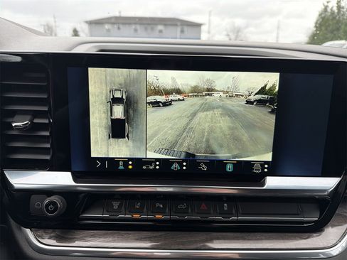 Used 2024 Chevrolet Silverado 3500 LTZ w/ LTZ Plus Package image 15