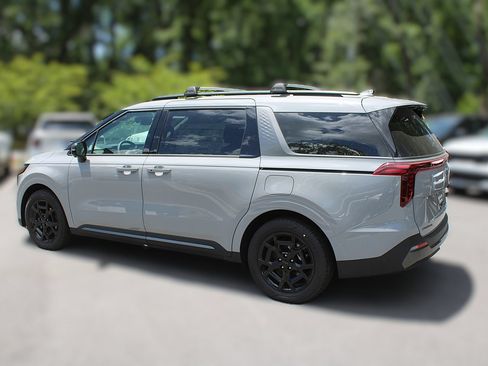 New 2026 Kia Carnival SX Prestige FWD image 9