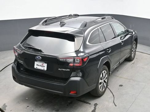 Used 2023 Subaru Outback Premium AWD/4WD image 38