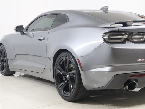 Used 2019 Chevrolet Camaro SS image 30