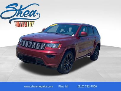 Used 2017 Jeep Grand Cherokee Altitude