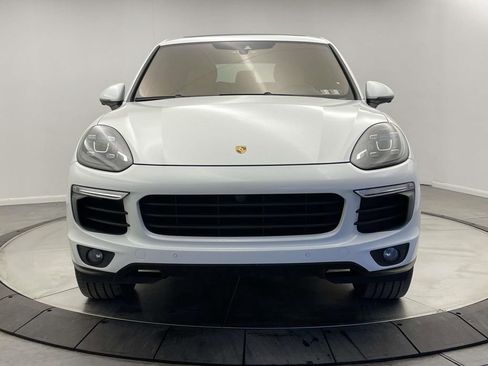Used 2016 Porsche Cayenne S image 10