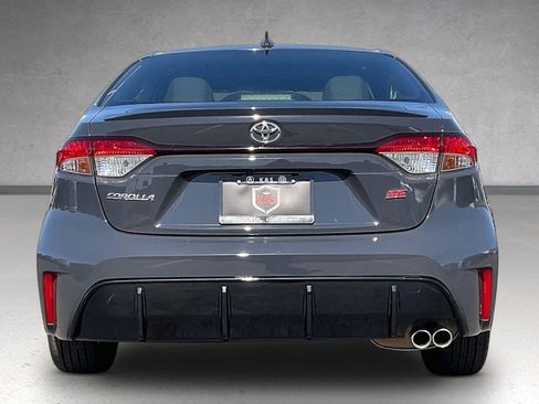 Used 2024 Toyota Corolla SE w/ SE Premium Package FWD image 4