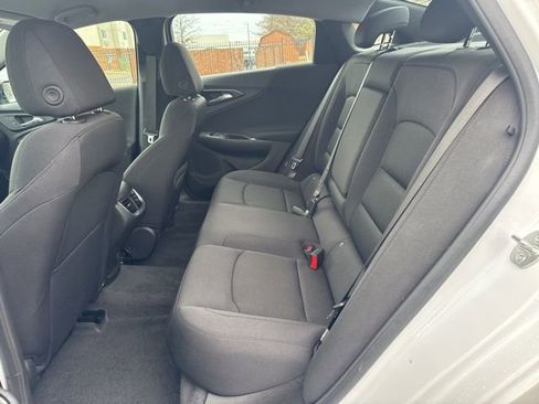 Used 2025 Chevrolet Malibu LT image 19