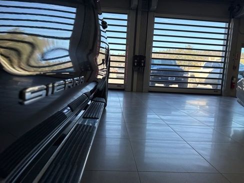 Used 2019 GMC Sierra 1500 SLE w/ SLE Value Package image 15