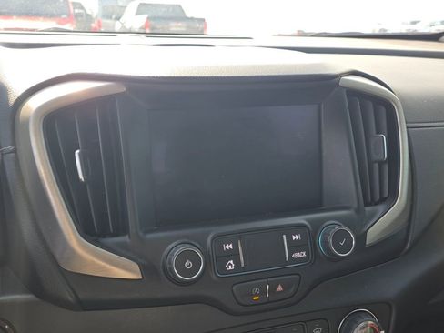 Used 2022 GMC Terrain Denali image 16