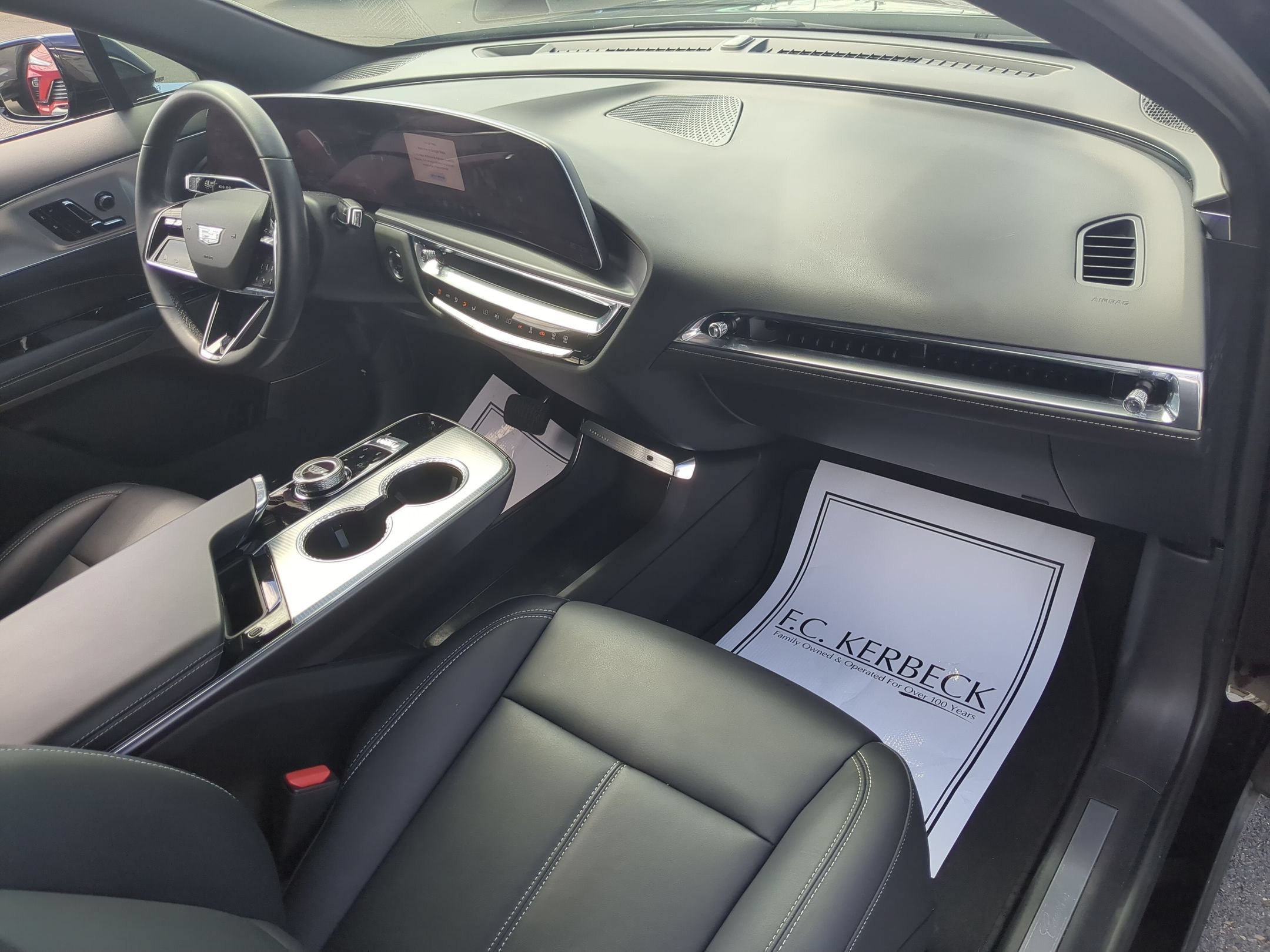 Certified 2024 Cadillac Lyriq Tech RWD image 27